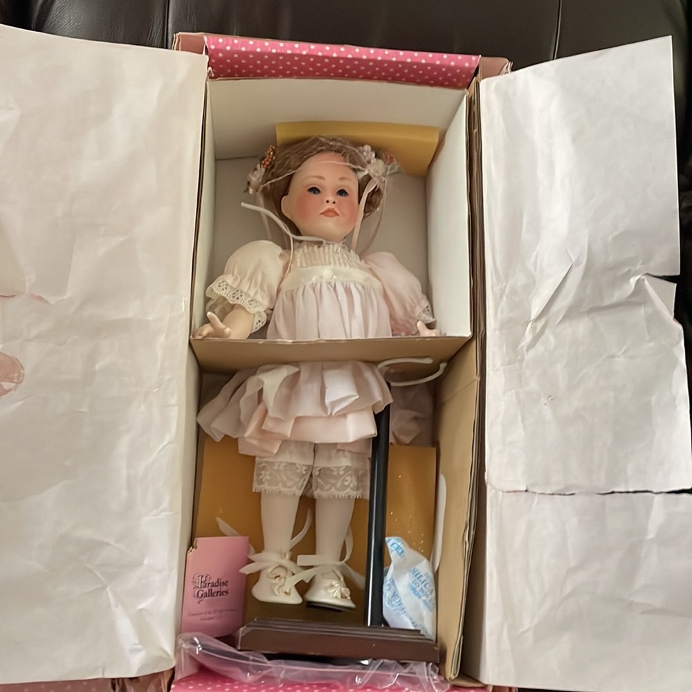 Paradise Galleries Party for Sarah collector doll.